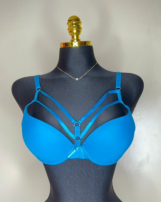 SOUTIEN SEXY CROISE – ALLURE AUDACIEUSE ET CONFORT ABSOLU