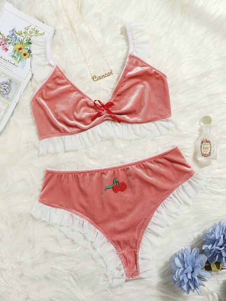 ENSEMBLE 2pcs SEXY en VELOUR ref: sala