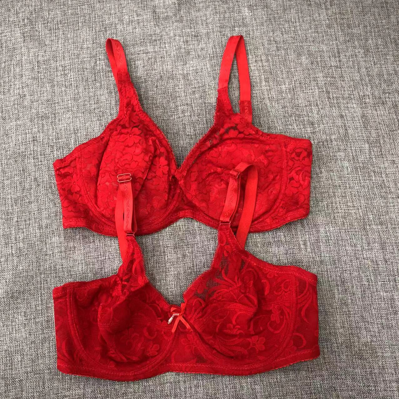 SOUTIEN SANS REMBOURRAGE EN DENTELLE ROUGE